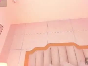 Tahliamoreau  live sex cam