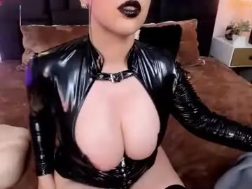 Tisha_lau  live sex cam
