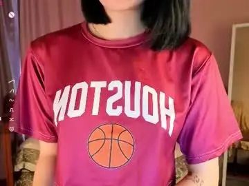 Vonenray  live sex cam