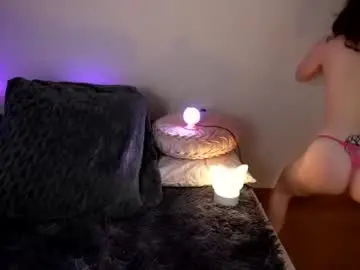 Akira_mori  live sex cam