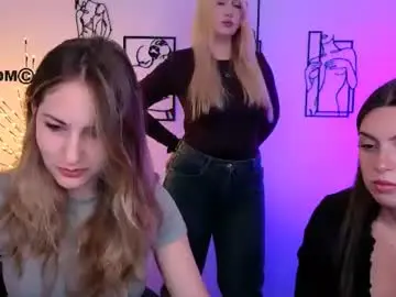 Amalialowell  live sex cam