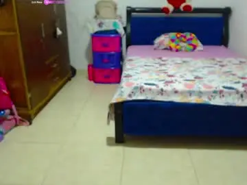 Ammy_ronan  live sex cam