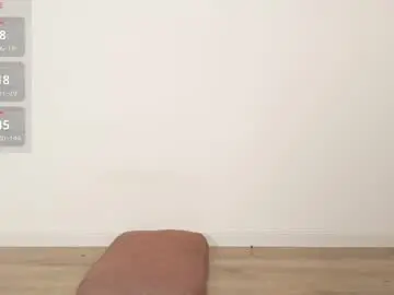 Carlune  live sex cam