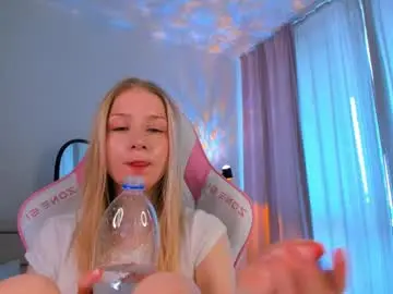 Eva_davi  live sex cam