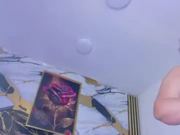 Kazsandraa  live sex cam