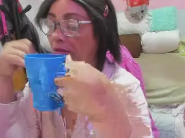 Mrs_mommy  live sex cam