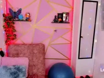 Ninnaa__  live sex cam