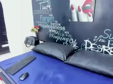 Ony_love  live sex cam