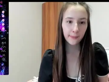 Pingviluly  live sex cam