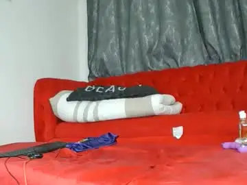 Scentedfriction  live sex cam