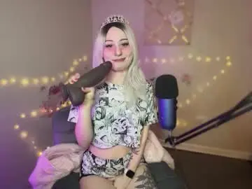 Starr1123  live sex cam