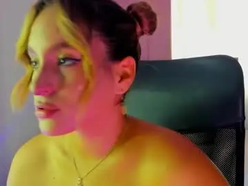 Agnescruzz  live sex cam