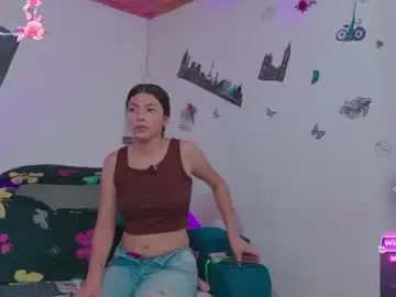 Anthonella_v  live sex cam