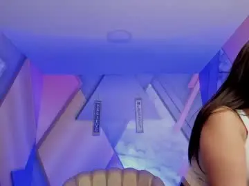 Chellyguzman  live sex cam