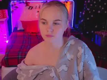 Dyna_bae  live sex cam