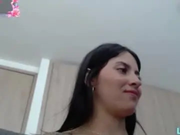 Evatits_1  live sex cam