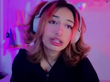 Isisjones18  live sex cam