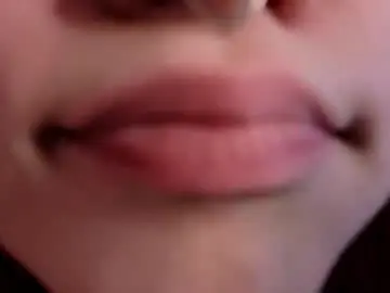 Ludotryaska  live sex cam