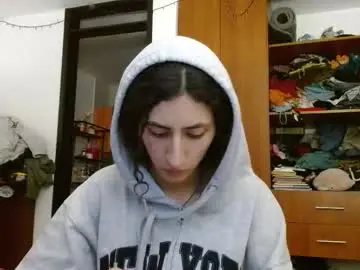 Malitamuymal22  live sex cam