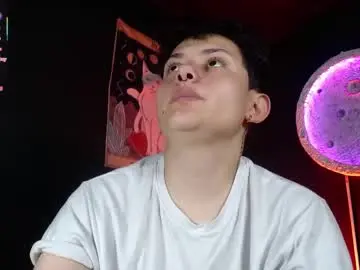 Nikky_tomboy444  live sex cam