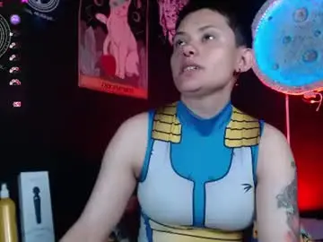 Nikky_tomboy444  live sex cam