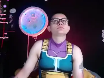 Nikky_tomboy444  live sex cam