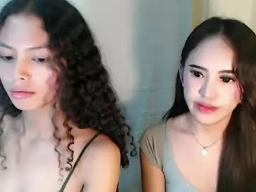 Petite_patricia  live sex cam