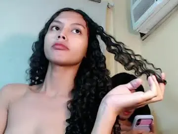 Petite_patricia  live sex cam