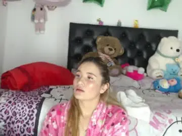 Pinkmagicyuly  live sex cam