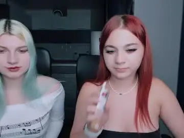Rada_kiss  live sex cam