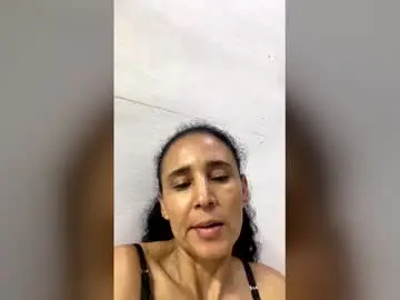 Sensualmilenaxxx  live sex cam