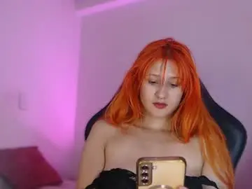 Skinny_raven  live sex cam