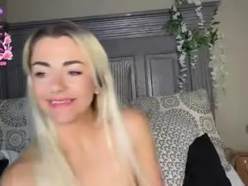 Alliefyre  live sex cam