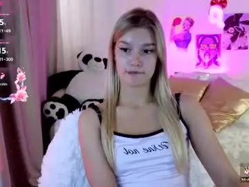 Battymelody  live sex cam
