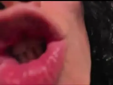 Becca_milf  live sex cam