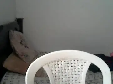 Dannali22  live sex cam