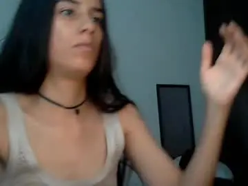 Dannali22  live sex cam