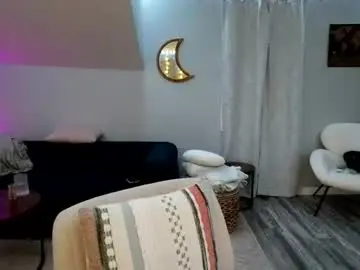 Findomgoddessnatalia  live sex cam