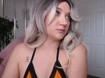 Goddessemmy  live sex cam