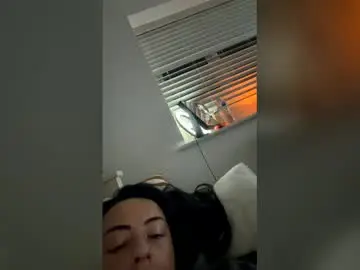 Kelsey2626  live sex cam