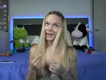 Littlelyssy  live sex cam