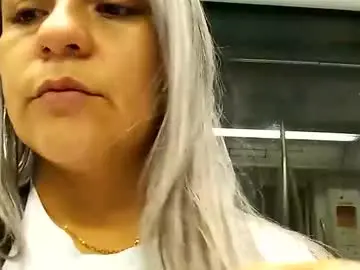 Misshella  live sex cam