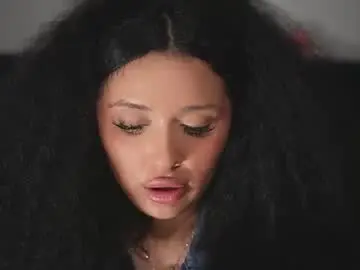 Moan_4_you  live sex cam