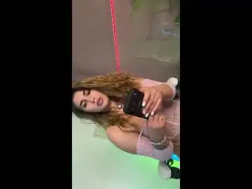 Sallybush  live sex cam