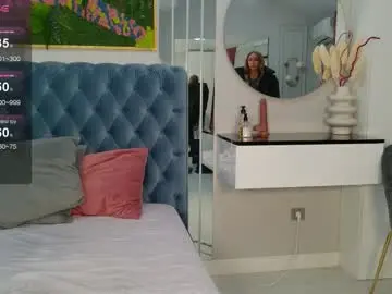 Siennapierce  live sex cam