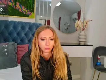 Siennapierce  live sex cam