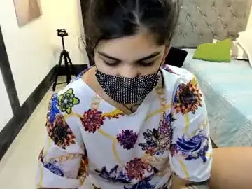 Aniisaalii  live sex cam