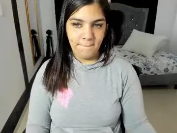 Aniisaalii  live sex cam