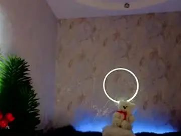 Babyisperfect  live sex cam