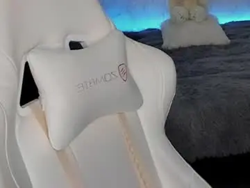 Babyisperfect  live sex cam